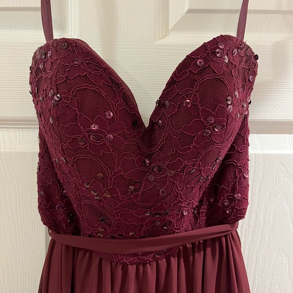 Mori Lee bridesmaid dress - size 4 - Picture 3 of 5